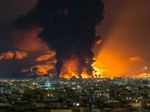 "رويترز": ترامب يرفض جهوداً لبدء مفاوضات لوقف الحرب على إيران