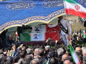 الحرب في المنطقة| إيران تستهدف منشآت الطاقة وقتلى بسقوط صاروخ في الضفة