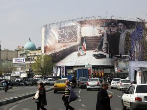 الحرس الثوري الإيراني يهدد باستهداف شبكات الكهرباء بإسرائيل