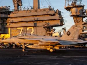 إعلام عبري: واشنطن تسرّع نشر قواتها تمهيدا لعملية محتملة بخارك الإيرانية