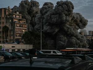 إسرائيل تغير على الضاحية وتعلن إصابات بصفوف قواتها جنوبي لبنان