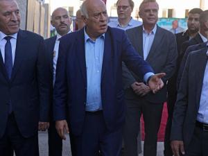  القيادة الفلسطينية تمهد لتأجيل الانتخابات التشريعية