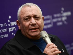 آيزنكوت من حدود غزة: أتعهد بالقضاء على حماس خلال 18 شهراً من تولي رئاسة الحكومة
