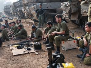 الاحتلال يقتل فريق إغاثة أجنبياً من بريطانيا وبولندا وأستراليا وأيرلندا.. “صحة غزة”: إسرائيل قصفت سيارتهم وسط قطاع غزة (صور)