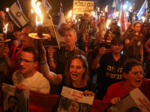 “خطيرة وتتجاوز قواعد الاحتجاج”.. رئيس الشاباك يهاجم الاحتجاجات ضد نتنياهو، ووزير متطرف يطالب بإقالته 