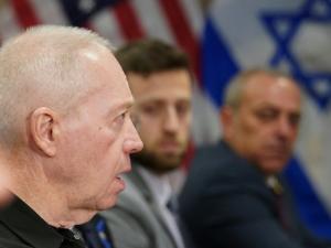 إسرائيل “تقر” بمسؤوليتها عن قتل موظفي الإغاثة في غزة.. قررت إقالة ضابطين وتوبيخ قادة كبار آخرين