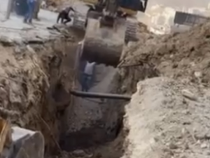 الدفاع المدني: عمليات بحث عن اثنين من العمال نتيجة انهيار اتربة بنابلس