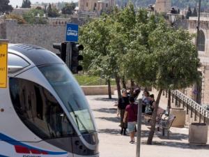 على خلفية الحرب على غزة: شركة إسبانية تنسحب من عطاء القطار في القدس
