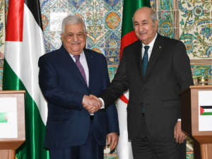 الرئيس عباس يجتمع مع نظيره الجزائري في نيويورك.. ماذا بحثا؟