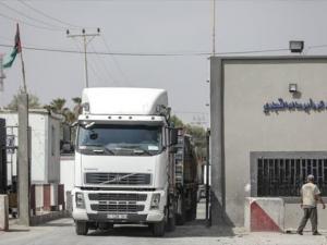 اتفاق مصري أمريكي على إدخال المساعدات مؤقتاً لغزة عبر إسرائيل.. وواشنطن ترسل فريقاً رفيع المستوى إلى القاهرة