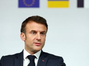 فرنسا تحرم إسرائيل من المشاركة بمعرض دولي للأسلحة.. تظاهرات بباريس طالبت بذلك 