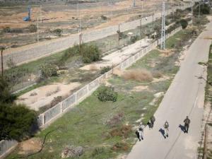 ميدل إيست آي: القاهرة توافق على مقترحات إسرائيلية بشأن ممر فيلادلفيا.. وإعلام مصري ينفي هذا التفاهم