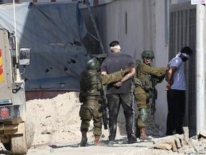 اقتحامات واعتقالات بالضفة وإصابات باشتباكات في نابلس