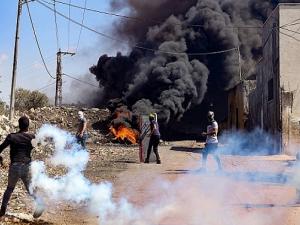 حملة اعتقالات بالضفة تخللتها مواجهات وإصابات