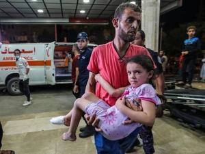 غارات مكثّفة على غزة والاحتلال يزعم إحباط محاولة "تسلُّل" في منطقة "إيرز"