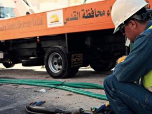 كهرباء القدس تكبدت خسائر مالية كبيرة بلغت نحو المليار شيكل نتيجة سرقة التيار الكهربائي خلال الخمس سنوات الأخيرة