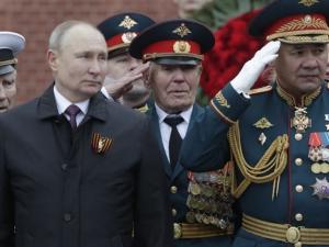 بوتين يعترف باستقلال "دونيتسك ولوغانسك".. وغضب أوروبي