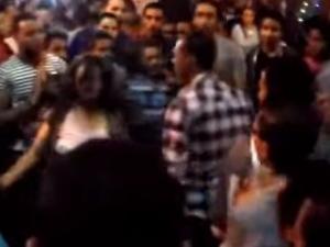 مصرية ترقص