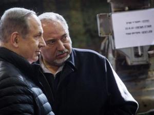 ليبرمان يُهاجم نتنياهو: أُنتخبت للقضاء على المقاومة لكنها تزداد قوة!