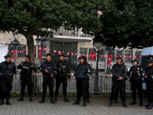 تونس: اعتقال 423 شخصًا منذ بداية الاحتجاجات