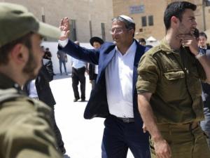 رداً على نية بن غفير اقتحام الأقصى الثلاثاء