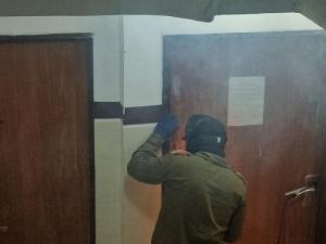 القدس: الاحتلال يغلق منزل منفذ عملية الدهس في "راموت"