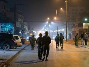 مطاردة منفذ عملية حوارة: الاحتلال لا يملك "أي طرف خيط"