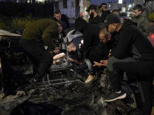 5 شهداء في الضفة الغربية.. الاحتلال استهدف جنين وطولكرم بطائرات مسيرة، واقتحام واسع لمخيم نور شمس 