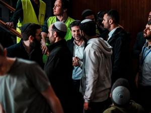 المستوطنون ينظمون مسيرة تطالب بالاستيطان في قطاع غزة كلّه