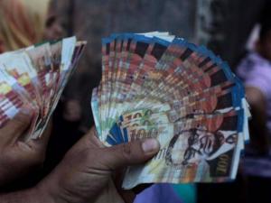 "إسرائيل" توقع اليوم على اقتطاع "139" مليون شيكل من أموال المقاصة