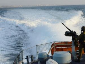 زوارق الاحتلال تطلق النار تجاه قوارب الصيادين ببحر شمال القطاع