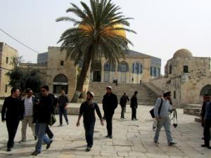 اقتحام الاقصى