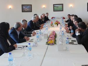 الجانبان الفلسطيني والأردني يجتمعان لمناقشة سبل إزالة العوائق الاسرائيلية أمام التجارة 