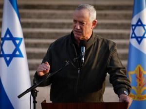 "غانتس" يأمر جيشه بالاستعداد لسيناريوهات تصعيد جديدة