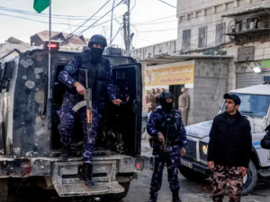 رام الله: الاحتلال يعتقل 3 ضباط من الشرطة الفلسطينية بذريعة "تجاوز الصلاحيات"