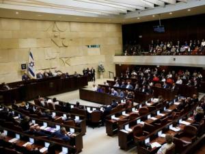 الكنيست توافق على تمديد أنظمة طوارئ تحكم المستوطنات بالضفة لـ5 سنوات