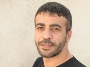 نادي الأسير: نقل الأسير ناصر أبو حميد  بشكل عاجل إلى سجن مستشفى الرملة