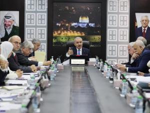 اشتية يُهاجم "إسرائيل" بعد الخصومات المالية الجديدة