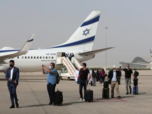 قناة عبرية: عشرات المجرمين الإسرائيليين هربوا إلى الإمارات