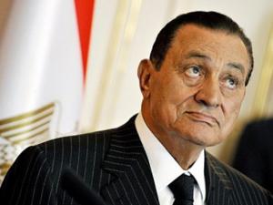 البيان: السيسي يوقّع عفواً صحياً عن مبارك قريباً