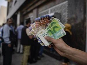 رابع أكبر بنك بالعالم يحذر من إضعاف الشيكل بسبب الخطة القضائية