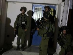 الاحتلال يقتحم صوريف قضاء الخليل 