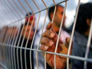 الأســـرى يواصلون حالة العصيان في سجون الاحتلال