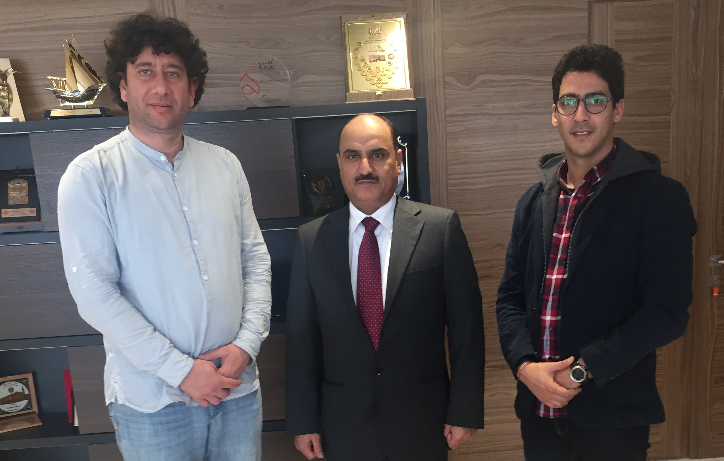 مؤسسة " لجان التنمية والتراث" و" بدائل المغرب" تناقش مع مدير عام " الالكسو" مبادرة تشكيل "ائتلاف الشباب الاورومتوسطي"