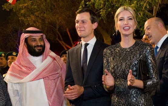 أمر "واحد" يقلق بن سلمان.. ومحلل بـ"CIA" يكشف سر تسليم مصر جزيرتيْن له!
