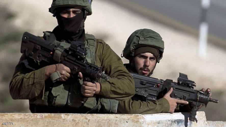 "الشاباك" يزعم اعتقاله خلية لـ"حماس" تضم 20 فردًا