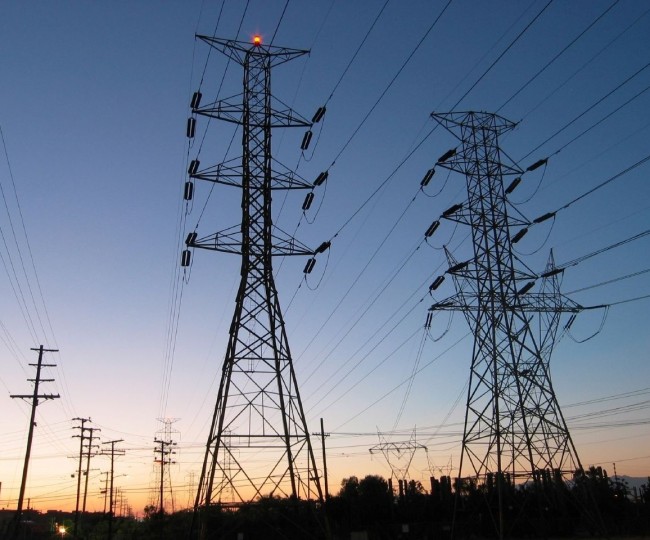 كهرباء "إسرائيل" تنشر المناطق التي سينقطع عنها الكهرباء في الضفة