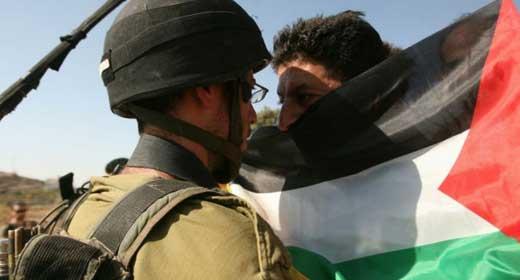 صحيفة عبرية: الفلسطينيون والإسرائيليون وصلوا إلى نقطة اللاعودة
