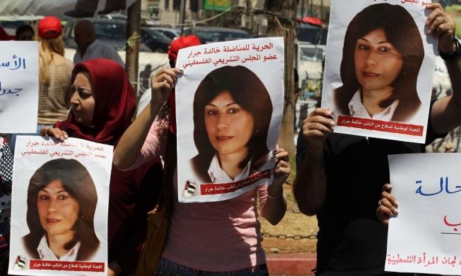 للمرة الرابعة.. الاحتلال يجدد الاعتقال الإداري للنائب خالدة جرار