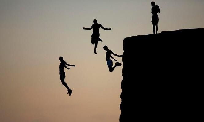 الطقس: درجات الحرارة أعلى من المعدل السنوي